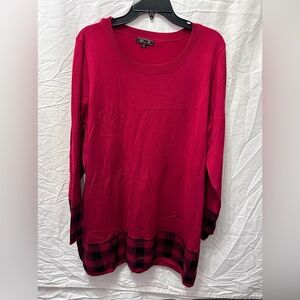 Ladies size 2X top. Like new long top